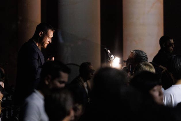 News - Dolce&Gabbana Spring 2027 Men s Collections Show - Celebrities MILAN, ITALY - JUNE 20, 2026: Kerem Bursin attends the Dolce&amp;Gabbana Men s Spring Summer 2027 collection runway show during the Milan Fashion Week Menswear in Milan, Italy. Photo: Cinzia Camela. Milan Metropol Italy Copyright: xCinziaxCamelax xLiveMediax LPN_2529218