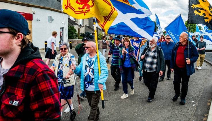 UK: Independence March at Old Stirling Bridge in Stirling, Scotland on 20th June 2026 Saturday 20th June 2026 Independence supporters march from Stirling Bridge to the site of the Battle of Bannockburn. Copyright: xAndrewxWilsonx