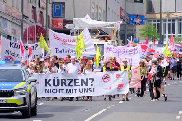 20.06.2026 xkhx Kassel,, DGB und ver.di Nordhessen. Demonstration Kundgebung: Gegen den sozialen Kahlschlag Kürzen nicht mit uns! - *** June 20, 2026, xkhx Kassel, DGB and ver.di North Hesse KH