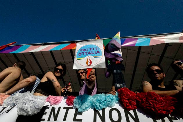 June 20, 2026, Rome, Italy: People attend the Roma Pride 2026 march in Rome, 20 June 2026. ANSA MASSIMO PERCOSSI Rome Italy  - ZUMAa110 20260620_zaf_a110_075 Copyright: xMassimoxPercossix