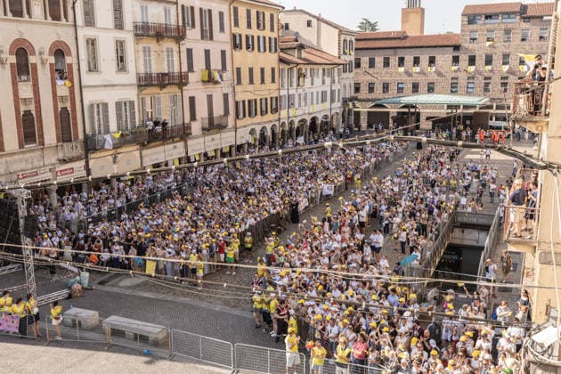 Pope Leo XIV visits Pavia PAVIA, ITALY – JUNE 20: Pope Leo XIV meets with the citizens and thousands of faithful gathered during his pastoral visit to Pavia, Italy, on June 20, 2026. The last Pope to visit the city of Pavia was Pope Benedict XVI, in April 2007. Andrea Carrubba Anadolu Pavia Italy. Editorial use only. Please get in touch for any other usage.  Copyright: x2026xAnadoluxAndreaxCarrubbax