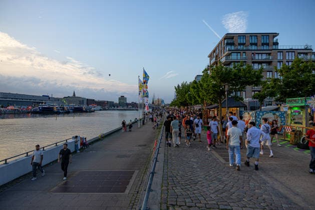 20.06.2026 Kieler Woche 2026 Eindrücke und Szenen vom Eröffnungstag Jahrmarkt an der Hörn Kiel Innenstadt Schleswig Holstein Deutschland *** June 20, 2026 Kiel Week 2026