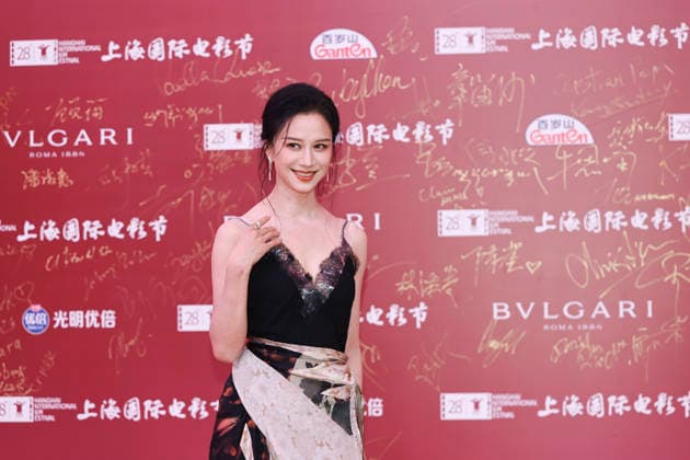 SHANGHAI, CHINA - JUNE 20: Actress Ni Hongjie arrives at the red carpet of the closing ceremony for the 28th Shanghai International Film Festival on June 20, 2026 in Shanghai, China.  Copyright: xVCGx 111649393090