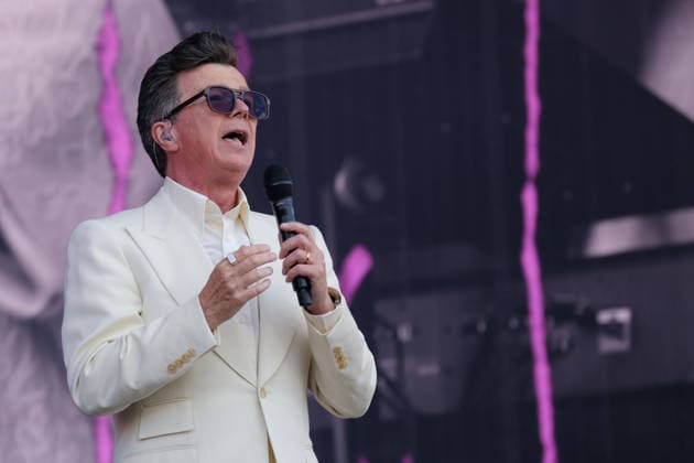 Rick Astley performs at the Isle of Wight festival in Newport, UK - 20 Jun 2026 English singer, songwriter, radio DJ and podcaster, Richard Paul Astley, known professionally as Rick Astley, performing live on stage at the Isle of Wight festival. His debut single Never Gonna Give You Up was a No. 1 hit in more than 25 countries, winning the 1988 Brit Award for Best British Single Newport United Kingdom Copyright: xDawnxFletcher-Parkx xSOPAxImagesx DSCF5208