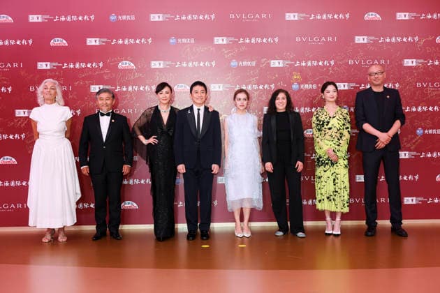 SHANGHAI, CHINA - JUNE 20: Jury members actor Tony Leung Chiu-wai and his wife Carina Lau Kar-ling, producer Dora Bouchoucha Fourati, director Guan Hu, director Aktan Abdykalykov, director-screenwriter Dea Kulumbegashvili, screenwriter Fernanda Valadez and actress Xin Zhilei arrive at the red carpet of the closing ceremony for the 28th Shanghai International Film Festival on June 20, 2026 in Shanghai, China.  Copyright: xVCGx 111649394736