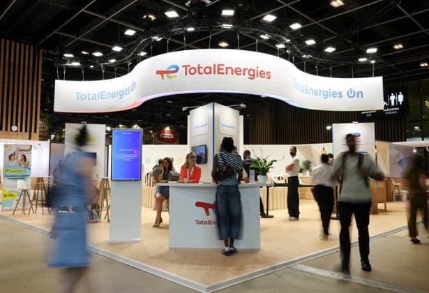 (260621) -- PARIS, June 21, 2026 -- People visit VivaTech technology startups and innovation fair in Paris, France, June 20, 2026. The fair concluded in Paris on Saturday. ) FRANCE-PARIS-VIVATECH-FAIR WuxHuiwo 