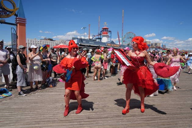 June 20, 2026, New York, Ny, USA: The 44th Annual Mermaid Parade.Coney Island, Brooklyn, NYC.June 20 2026. New York USA - ZUMAms4_ 20260620_faf_ms4_064 Copyright: xSoniaxMoskowitzxGordonx