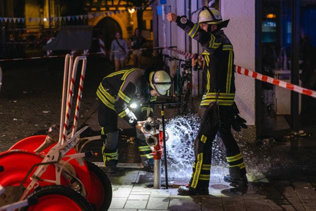 Blaulicht: Dachstuhlbrand in der Kanzleistrasse Reutlingen am 21.06.2026, Blaulicht: Dachstuhlbrand in der Kanzleistrasse Reutlingen am 21.06.2026, *** Emergency Copyright: xEibner-Pressefoto DimitrixDrofitx EP_ddh