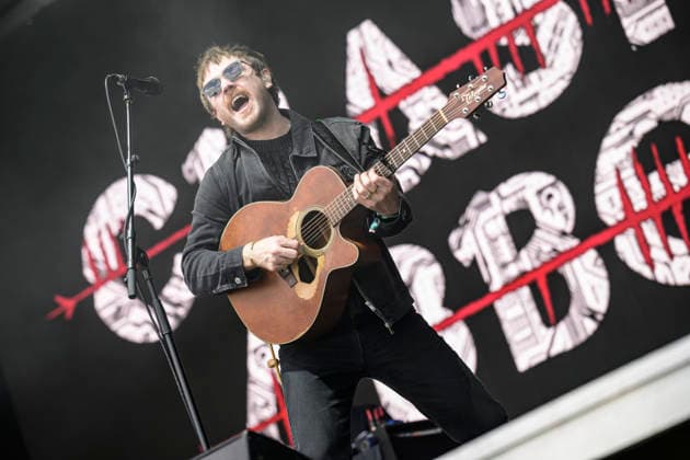 Musical Festival in Glasgow, UK - 20 Jun 2026 Jonathan Byrne of Chasing Abbey performs live on stage at Glasgow Green. Glasgow United Kingdom Copyright: xStuartxWestwoodx xSOPAxImagesx SWESTWOOD14