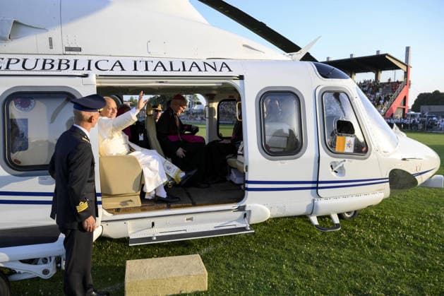 Pope Leo XIV Visits Cathedral In Pavia - Italy Pope Leo XIV greets faithful as he leaves Sant Angelo Lodigiano at the end of a celebration at the parish of Santi Antonio Abate e Francesca Cabrini on June 20, 2026 in Sant Angelo Lodigiano, Italy. The Pope s visit to Sant Angelo Lodigiano, a small Lombard town south of Milan, formed part of his pastoral journey to nearby Pavia. It was here, in 1850, that Francesca Cabrini was born before embarking on a life of mission that would take her across the Atlantic and eventually to Chicago, where she died in 1917. Canonised in 1946, she became the first saint of the United States and was later named Patroness of Migrants. Photo by (EV) Mario Tomassetti Vatican Media ABACAPRESS.COM Pavia Italy  Copyright: xABACAx