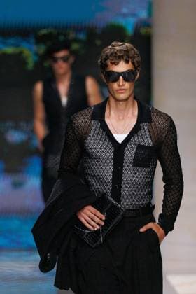News - Dolce&Gabbana - Runway - Milan Fashion Week - Menswear Spring Summer 2027 MILAN, ITALY - JUNE 20, 2026: Models walk the runway during the Dolce&amp;Gabbana Men s Spring Summer 2027 collection fashion show as part of Milan Fashion Week Menswear in Milan, Italy. Photo: Cinzia Camela. Milan Metropol Italy Copyright: xCinziaxCamelax xLiveMediax LPN_2529274