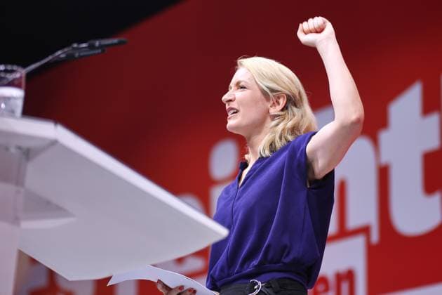 Potsdam, Brandenburg, Deutschland, 21.06.2026: Metropolis-Halle: Bundesparteitag der Linkspartei: Ines Schwerdtner *** Potsdam, Brandenburg, Germany, June 21, 2026 Metropolis Halle Federal Party Convention of The Left Party Ines Schwerdtner,detected_source_language Copyright: xdtsxNachrichtenagenturx dts_124293