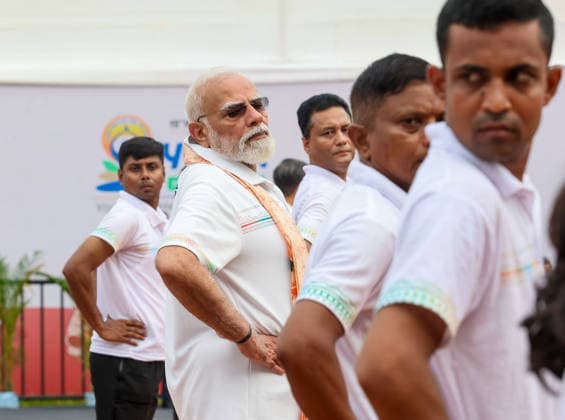 PM Modi takes part in 12th International Day of Yoga celebrations Kolkata, Jun 21 (ANI): Prime Minister Narendra Modi takes part in 12th International Day of Yoga celebrations, in Kolkata on Sunday. (DPR PMO ANI Photo) Kolkata West Bengal India Copyright: xANIx ANI_20260621007