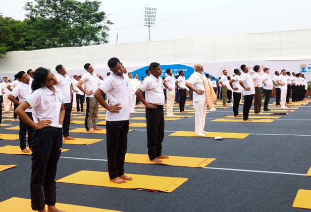 PM Modi takes part in 12th International Day of Yoga celebrations Kolkata, Jun 21 (ANI): Prime Minister Narendra Modi takes part in 12th International Day of Yoga celebrations, in Kolkata on Sunday. (DPR PMO ANI Photo) Kolkata West Bengal India Copyright: xANIx ANI_20260621011