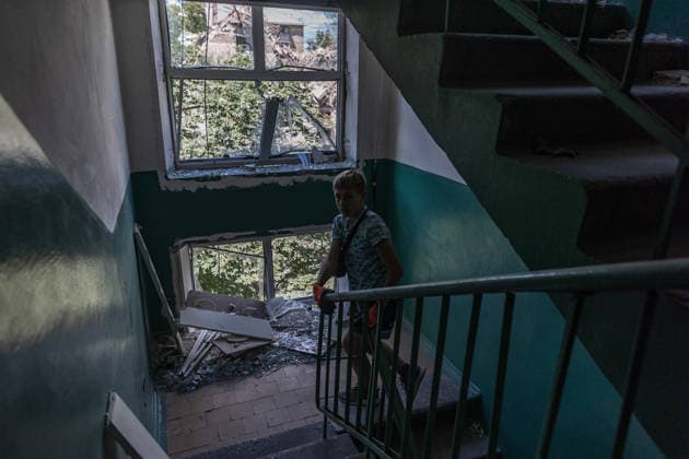 Aftermath of Russian airstrike in Sloviansk SLOVIANSK, UKRAINE - JUNE 21: The aftermath of a Russian attack using a multiple rocket launcher system on a neighbourhood in the city of Sloviansk, Ukraine, 21 June 2026 Diego Herrera Carcedo Anadolu Sloviansk Ukraine. Editorial use only. Please get in touch for any other usage.  Copyright: x2026xAnadoluxDiegoxHerreraxCarcedox