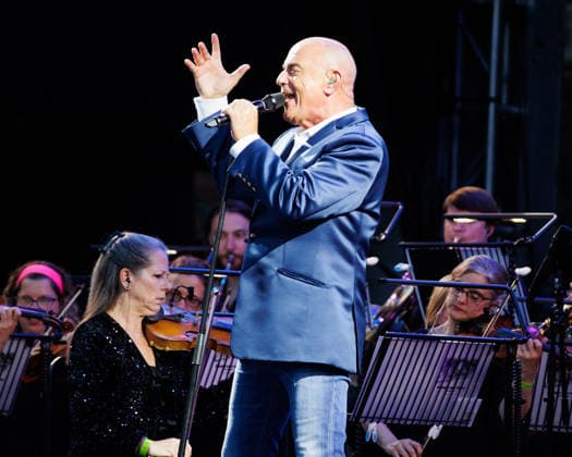 Peter Cox of Go West performing live at the 80s Classical Show at the Hampton Court Palace Festival, London, UK on 20th June 2026 Peter Cox of Go West performing live at the 80s Classical Show at the Hampton Court Palace Festival, London, UK on 20th June 2026, Credit:Manuela Langotsch Avalon United Kingdom, London, Hampton Court Palace Festival  Copyright: xManuelaxLangotschx xAvalonx 1111609747