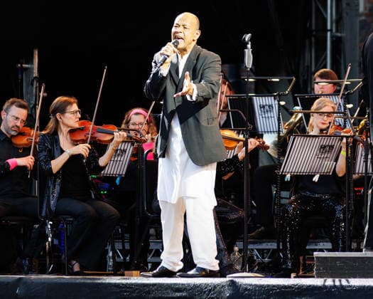 Roland Gift of Fine Young Cannibals performing live at the 80s Classical Show at the Hampton Court Palace Festival, London, UK on 20th June 2026 Roland Gift of Fine Young Cannibals performing live at the 80s Classical Show at the Hampton Court Palace Festival, London, UK on 20th June 2026, Credit:Manuela Langotsch Avalon United Kingdom, London, Hampton Court Palace Festival  Copyright: xManuelaxLangotschx xAvalonx 1111609791