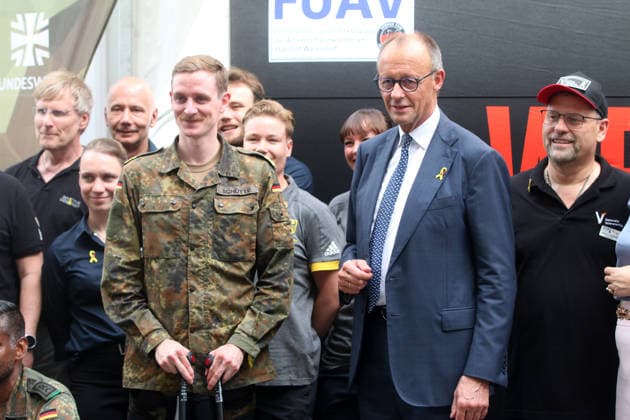 veteranentag berlin Berlin, 21.06.2026 Bundeskanzler Friedrich Merz beim Nationalen Veteranentag *** Veterans Day in Berlin, Berlin, June 21, 2026 Copyright: xMatthiasxGränzdörferx