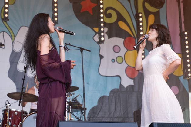 IPA85913968 - England, Isle of Wight Festival - Sunday - Abigail Morris on stage with Lucia and the Best Boys  Copyright: xcristinaxmasseix xx 85913968