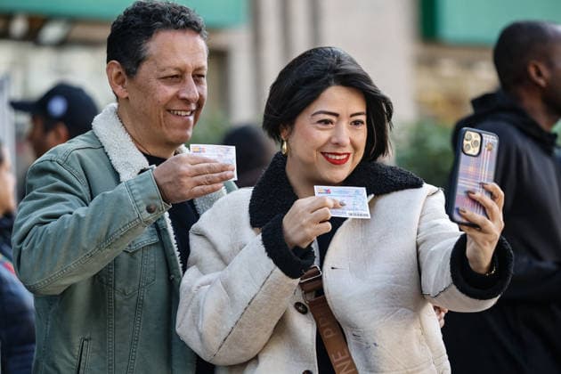 Santiago, June 21, 2026 Colombian citizens living in Chile arrive at the Regal Pacific Hotel in Las Condes to vote in the second round of Colombia’s presidential election. Diego Martin Aton, Chile, Aton 1166845 jpeg,detected_source_language  Copyright: DIEGOxMARTIN ATONxCHILE