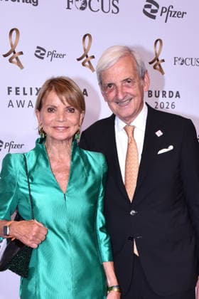 Uschi Glas und Dieter Hermann beim Felix Burda Award am 21.06.2026 im Axika in Berlin Uschi Glas and her husband Dieter Hermann attend the Felix Burda Award ceremony on June 21, 2026 at the Axika in Berlin, Germany Felix Burda Award in Berlin *** Uschi Glas and Dieter Hermann at the Felix Burda Award on June 21, 2026, at the Axika in Berlin Uschi Glas and her husband Dieter Hermann attend the Felix Burda Award ceremony on June 21, 2026, at the Axika in Berlin, Germany Felix Burda Award in Berlin,detected_source_language 