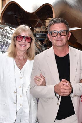 Hans Sigl and his wife Susanne Kemmler attend the Felix Burda Award ceremony on June 21, 2026 at the Axika in Berlin, Germany Felix Burda Award in Berlin *** Hans Sigl and his wife Susanne Kemmler attend the Felix Burda Award ceremony on June 21, 2026, at the Axika in Berlin, Germany. Felix Burda Award in Berlin,detected_source_language