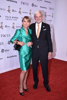 Uschi Glas and her husband Dieter Hermann attend the Felix Burda Award ceremony on June 21, 2026 at the Axika in Berlin, Germany Felix Burda Award in Berlin *** Uschi Glas and her husband Dieter Hermann attend the Felix Burda Award ceremony on June 21, 2026, at the Axika in Berlin, Germany. Felix Burda Award in Berlin,detected_source_language