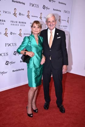Uschi Glas and her husband Dieter Hermann attend the Felix Burda Award ceremony on June 21, 2026 at the Axika in Berlin, Germany Felix Burda Award in Berlin *** Uschi Glas and her husband Dieter Hermann attend the Felix Burda Award ceremony on June 21, 2026, at the Axika in Berlin, Germany. Felix Burda Award in Berlin,detected_source_language