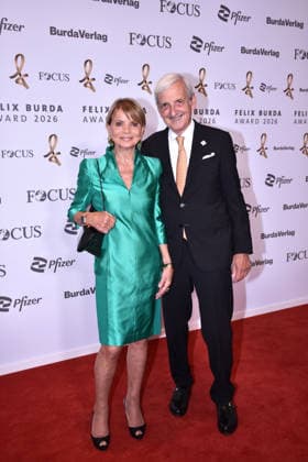 Uschi Glas and her husband Dieter Hermann attend the Felix Burda Award ceremony on June 21, 2026 at the Axika in Berlin, Germany Felix Burda Award in Berlin *** Uschi Glas and her husband Dieter Hermann attend the Felix Burda Award ceremony on June 21, 2026, at the Axika in Berlin, Germany. Felix Burda Award in Berlin,detected_source_language