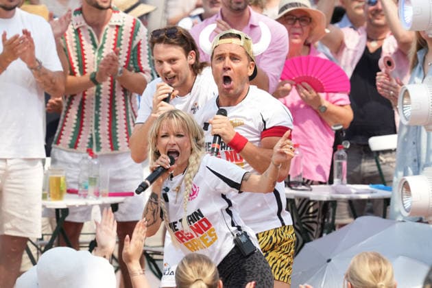 ZDF-Fernsehgarten 2026. Lorenz Büffel, Mia Julia und Malle Anja im ZDF Fernsehgarten mit dem Motto Discofox am 21.06.2026 in Mainz. Mainz ZDF Fernsehgarten Rheinland-Pfalz *** ZDF Fernsehgarten 2026