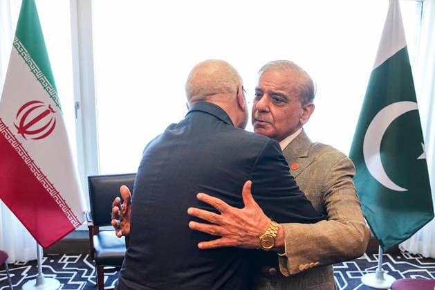 Zurich Switzerland Iran-US Talks Pakistan s Prime Minister Shehbaz Sharif meets Iranian parliament speaker Mohammad Bagher Ghalibaf in Zurich, Switzerland, on June 21, 2026. The meeting takes place on the sidelines of Iran-US talks aimed at easing tensions between Tehran and Washington, with Pakistan and Qatar involved in mediation efforts. Zurich Zurich Switzerland Copyright: xHamedxMalekpourx