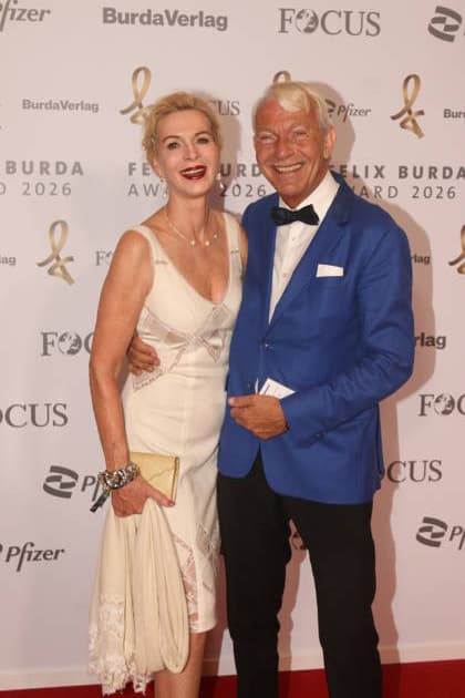 Grit Weiss und Prof. Dr. Jo Groebel bei der 21. Verleihung des Felix Burda Award 2026 im Axica-Kongress- und Tagungszentrum. Berlin, 21.06.2026 *** Grit Weiss and Prof. Dr. Jo Groebel at the 21st Felix Burda Award Ceremony in 2026 at the Axica Congress and Conference Center in Berlin, June 21, 2026,detected_source_language Copyright: xAgenturxMatthiasxWehnertx xM.xGränzdörferx