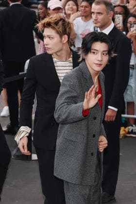 IPA85924178 - Milan, Milan Fashion Week Menswear Spring Summer 2027 - Men s Fashion, Spring Summer 2027 - Prada Afterparty - Guests arriving. Pictured: Enhypen (South Korean boy band)  Copyright: xAlessandroxBremecx xx 85924178