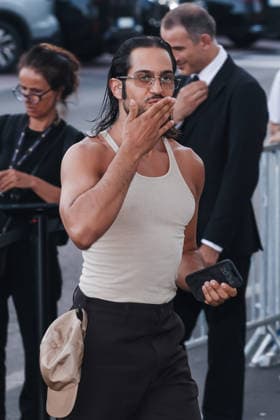 IPA85924166 - Milan, Milan Fashion Week Menswear Spring Summer 2027 - Men s Fashion, Spring Summer 2027 - Prada Afterparty - Guests arriving. Pictured: Mahmood (Italian singer)  Copyright: xAlessandroxBremecx xx 85924166