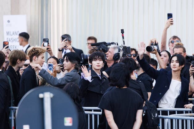 News - Prada - Arrivals - Milan Fashion Week - Menswear Spring Summer 2027 MILAN, ITALY - JUNE 21, 2026: Sunghoon, Ni-ki, Jake, Sunoo and Jungwon attend the Prada fashion show during the Milan Fashion Week - Menswear Spring Summer 2027 on June 21, 2026 in Milan, Italy. Photo: Cinzia Camela. Milan Fondazione Prada Italy Copyright: xCinziaxCamelax xLiveMediax LPN_2530060