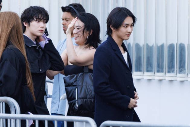 News - Prada - Arrivals - Milan Fashion Week - Menswear Spring Summer 2027 MILAN, ITALY - JUNE 21, 2026: Sunoo and Jungwon attend the Prada fashion show during the Milan Fashion Week - Menswear Spring Summer 2027 on June 21, 2026 in Milan, Italy. Photo: Cinzia Camela. Milan Fondazione Prada Italy Copyright: xCinziaxCamelax xLiveMediax LPN_2530062