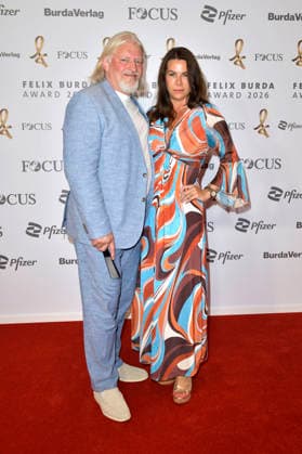 Frank Kessler mit Ehefrau Doreen Kessler bei der 21. Verleihung des Felix Burda Award 2026 im AXICA. Berlin, 21.06.2026 *** Frank Kessler with his wife, Doreen Kessler, at the 21st Felix Burda Award ceremony in 2026 at AXICA Berlin, June 21, 2026,detected_source_language Foto:xM.xBehrensx xFuturexImagex burda_6625