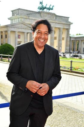 Cherno Jobatey beim Felix Burda Award im AXICA Hausl in Berlin am 21.06.2026 *** Cherno Jobatey at the Felix Burda Award at the AXICA Hausl in Berlin on June 21, 2026,detected_source_language