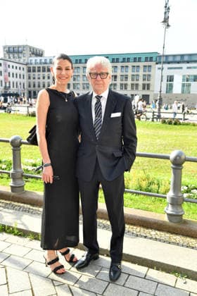 Marcel Reif mit Ehefrau Prof. Doc. Marion Kiechle beim Felix Burda Award im AXICA Hausl in Berlin am 21.06.2026 *** Marcel Reif with his wife, Prof. Dr. Marion Kiechle, at the Felix Burda Award ceremony at the AXICA Hausl in Berlin on June 21, 2026,detected_source_language