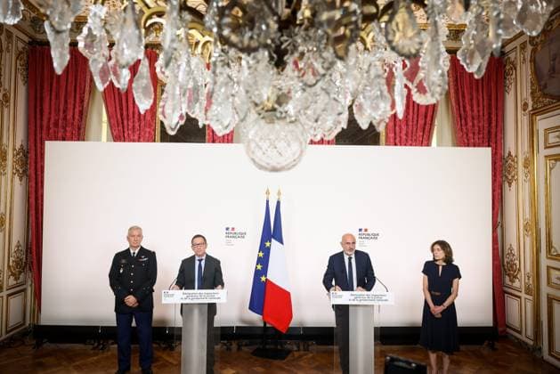 Submission of the Lyhanna Matignon Thomas Padilla MAXPPP Report, Paris, FRANCE, June 22, 2026 Submission of the Lyhanna Report to the Prime Minister by the rapporteurs JEAN MICHEL GENTIL, STEPHANE NOEL, and DOMINIQUE MARCHAND, Paris, France, June 22, 2026 Child sexual abuse in France Rapes of young girls and the murder of Lyhanna The investigation report on the sequence of events highlights a waste of time and a lack of follow-up by the Auch prosecutor’s office and the Condom gendarmerie Paris, FRANCE,detected_source_language  Copyright: xMAXPPPxThomasxPadillax TPA260622022 TPA260622022