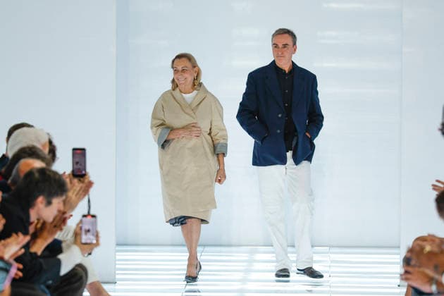 Designers Miuccia Prada and Raf Simons on the runway at the Prada fashion show during Milan Mens Fashion Week Spring Summer 2027 on June 21, 2026, in Milan, Italy. Bestimage Milan France,detected_source_language  Copyright: xAgencex xBestimagexAgencex xBestimagex