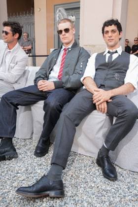 IPA85941683 - Milan, Milan Men™s Fashion Week Spring Summer 2027 - Men™s Fashion, Spring Summer 2027 - Thom Browne fashion show - front row Pictured: guest and Bresch  Copyright: xRiccardoxGIordanox xRiccardoxGiordanox 85941683