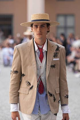 IPA85942237 - Milan, Milan Men™s Fashion Week Spring Summer 2027 - Men™s Fashion, Spring Summer 2027 - Thom Browne fashion show - runway in the photo: Model  Copyright: xRiccardoxGIordanox xRiccardoxGiordanox 85942237