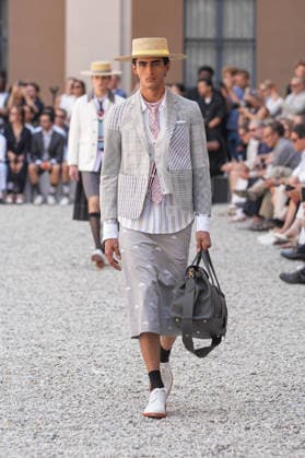 IPA85942175 - Milan, Milan Men™s Fashion Week Spring Summer 2027 - Men™s Fashion, Spring Summer 2027 - Thom Browne fashion show - runway in the photo: Model  Copyright: xRiccardoxGIordanox xRiccardoxGiordanox 85942175