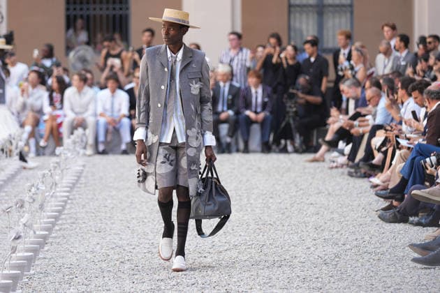 IPA85942296 - Milan, Milan Men™s Fashion Week Spring Summer 2027 - Men™s Fashion, Spring Summer 2027 - Thom Browne fashion show - runway In the photo: Model  Copyright: xRiccardoxGIordanox xRiccardoxGiordanox 85942296
