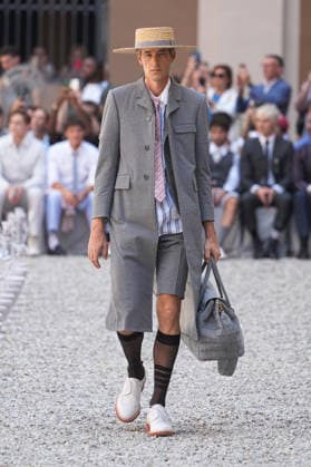 IPA85942151 - Milan, Milan Men™s Fashion Week Spring Summer 2027 - Men™s Fashion, Spring Summer 2027 - Thom Browne fashion show - runway in the photo: Model  Copyright: xRiccardoxGIordanox xRiccardoxGiordanox 85942151