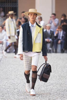 IPA85942290 - Milan, Milan Men™s Fashion Week Spring Summer 2027 - Men™s Fashion, Spring Summer 2027 - Thom Browne fashion show - runway in the photo: Model  Copyright: xRiccardoxGIordanox xRiccardoxGiordanox 85942290
