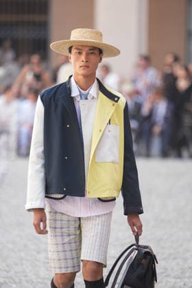 IPA85942291 - Milan, Milan Men™s Fashion Week Spring Summer 2027 - Men™s Fashion, Spring Summer 2027 - Thom Browne fashion show - runway in the photo: Model  Copyright: xRiccardoxGIordanox xRiccardoxGiordanox 85942291