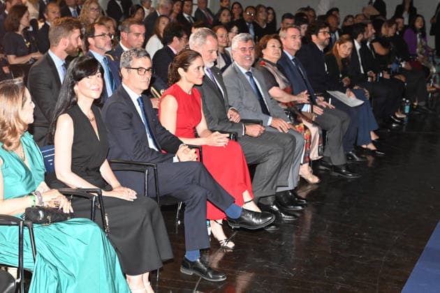King Felipe IV Presents the 43rd Annual King of Spain International Journalism Awards 2026 Félix Bolanos, Isabel Díaz Ayuso, and King Felipe VI during the awards ceremony for the 2026 King of Spain International Journalism Awards, on June 22, 2026, in Madrid, Spain. These awards are organized by the EFE News Agency and the Spanish Agency for International Development Cooperation (AECID), and since 1983 have recognized journalistic excellence in Ibero-American countries, as well as in those nations with which Spain maintains historical, KING PHILIP VI KING OF SPAIN INTERNATIONAL JOURNALISM AWARDS EFE NEWS AGENCY SPANISH AGENCY FOR INTERNATIONAL DEVELOPMENT COOPERATION José Madrid Madrid, Spain,detected_source_language  Copyright: xJosÃ xOlivax 7615696