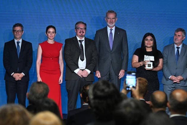 King Felipe IV Presents the 43rd Edition of the 2026 King of Spain International Journalism Awards Félix Bolanos, Isabel Díaz Ayuso, and King Felipe VI alongside the award winners during the awards ceremony for the 2026 King of Spain International Journalism Awards, on June 22, 2026, in Madrid, Spain. These awards are organized by the EFE News Agency and the Spanish Agency for International Development Cooperation (AECID), and since 1983 have recognized journalistic excellence in Ibero-American countries, as well as in those nations with which Spain maintains historical, KING PHILIP VI KING OF SPAIN INTERNATIONAL JOURNALISM AWARDS EFE NEWS AGENCY SPANISH AGENCY FOR INTERNATIONAL DEVELOPMENT COOPERATION José Madrid Madrid, Spain,detected_so  Copyright: xJosÃ xOlivax 7615759